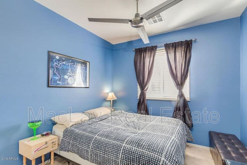 Gilbert Townhome: 1313 S Owl Dr