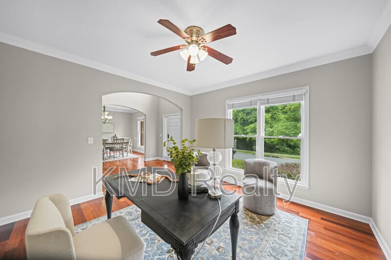 Charlotte House: 13818 Ballantyne Meadows Drive