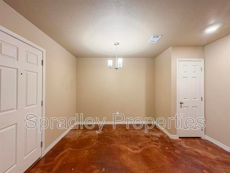 Belton Condo: 1009B Llano Ct