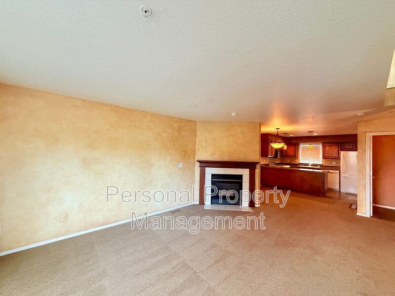 Vancouver Condo: 2766 E McLoughlin Blvd