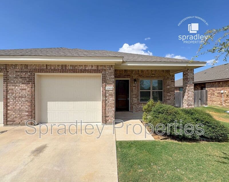 Troy Condo: 206B Sparrow Cove
