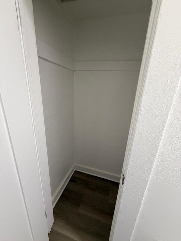 Long Beach Condo: 433 W 4th Street