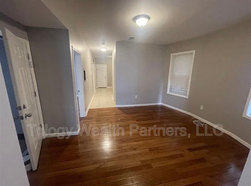 Newark Condo: 104 South 12th Street - 2