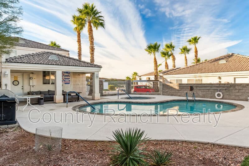 Bullhead City Condo: 3423 McCormick Boulevard - 1