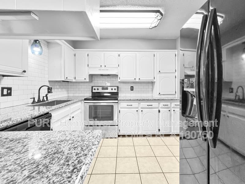 Yukon House: 1029 Cambridge Dr