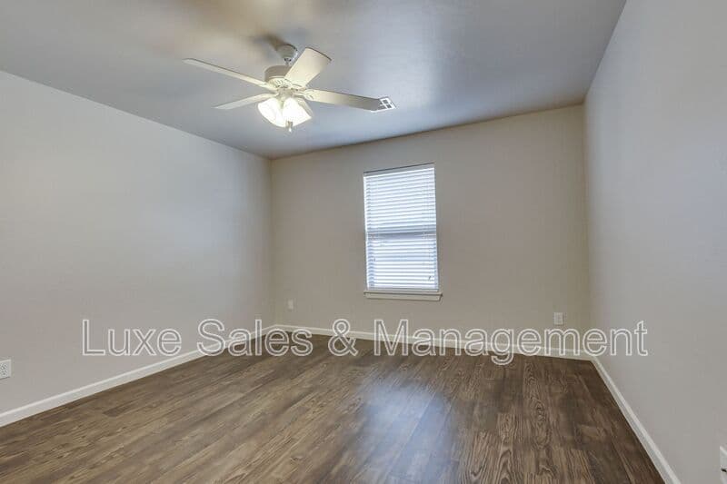 Oklahoma City House: 407 Vail Circle