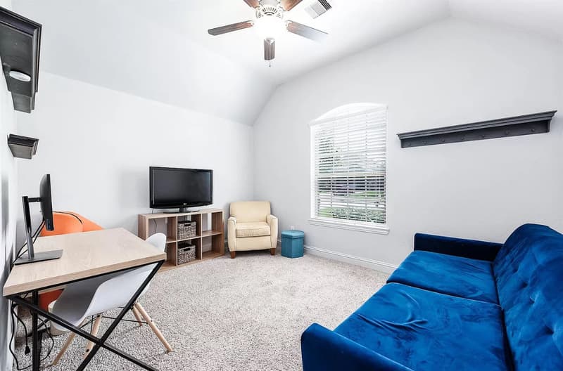 League City House: 2316 Sterling Hollow Ln