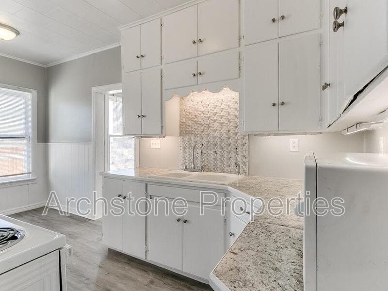 Oklahoma City House: 3501 Northwest Liberty Street