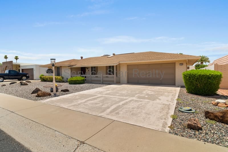 Sun City House: 9425 W Rolling Hills Dr