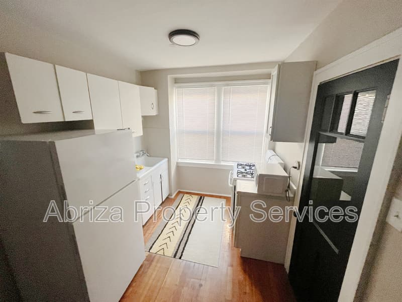 St Louis Condo: 4738 S Grand