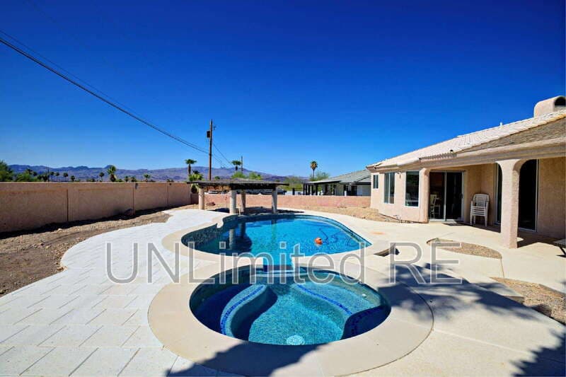 Lake Havasu City House: 304 Acoma Blvd S