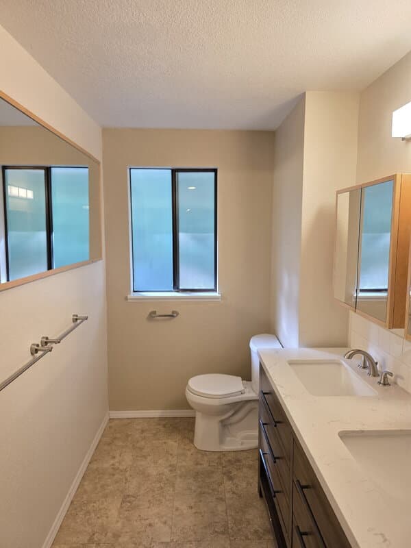 Mill Creek House: 2730 152nd Pl SE