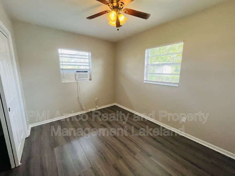 Winter Haven House: 2025 4th St NE