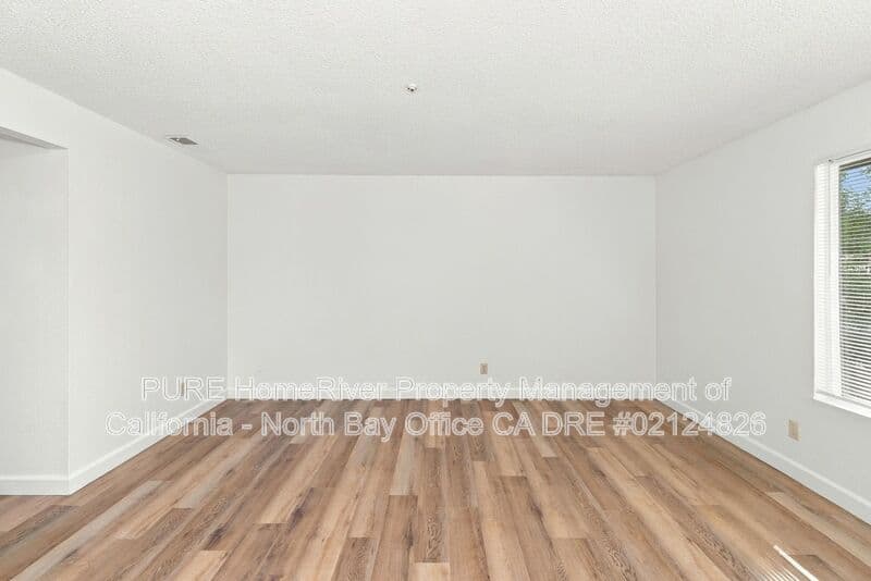 Santa Rosa Condo: 4966 School Street (A-D