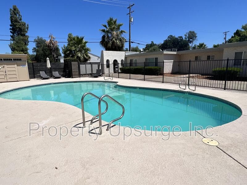 Redding Apartment: 1013 Echo Rd