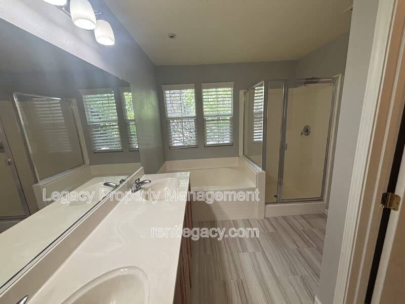 Folsom Condo: 108 Esplanade Circle