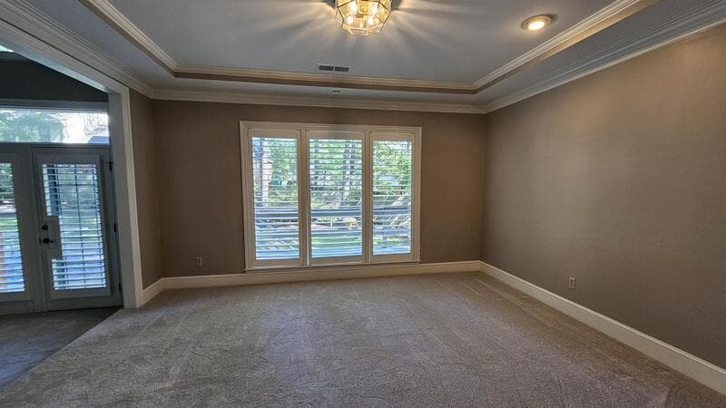 Germantown House: 8486 Hunters Forest Cove