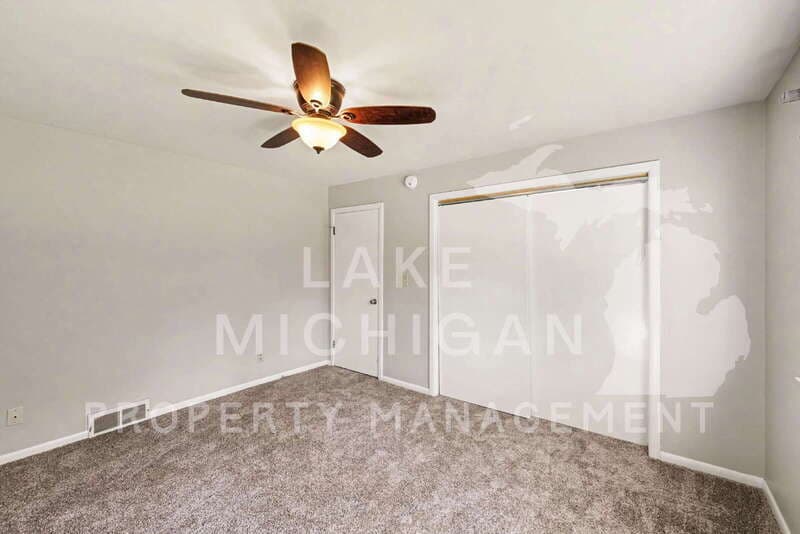 Hudsonville House: 3108 Ottogan Street