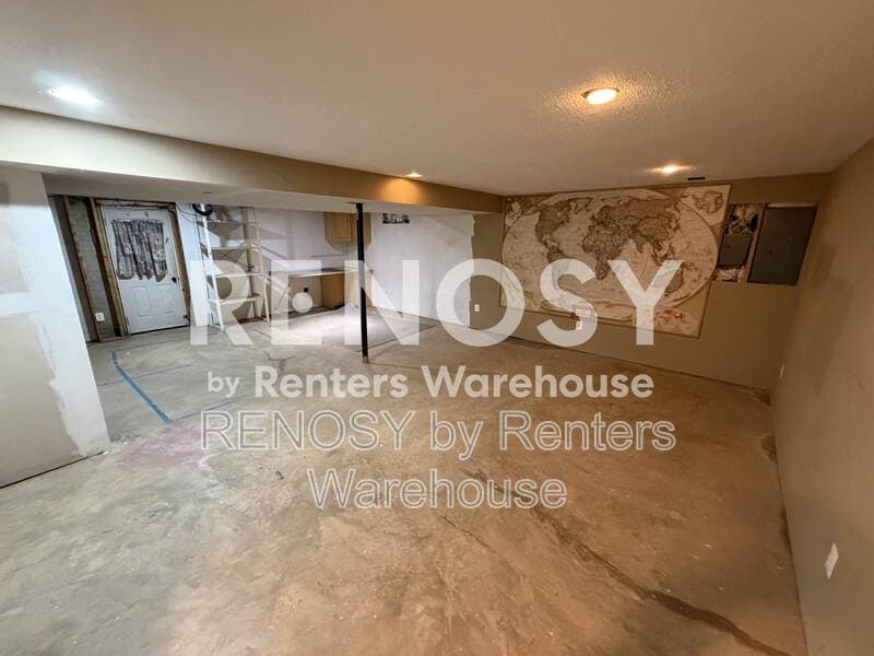 Forest Hill House: 345 Spenceola Pkwy