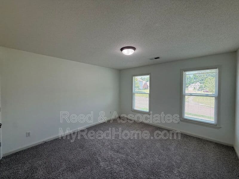 Memphis House: 6135 Maher Trail