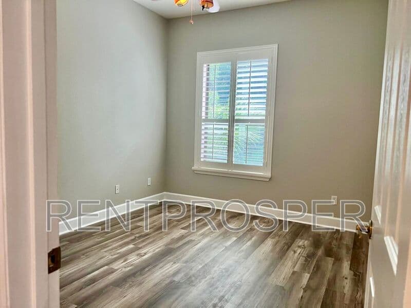 Ormond Beach House: 971 Stone Lake Drive
