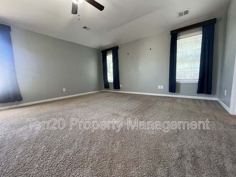 Columbus House: 4955 Brightstar Lane