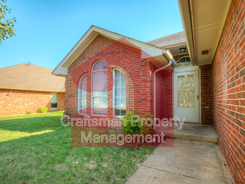 Oklahoma City House: 2701 Silvertree Drive