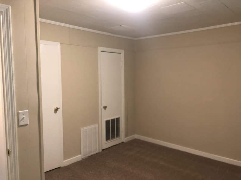 Winder House: 302 Atlanta Highway Southeast
