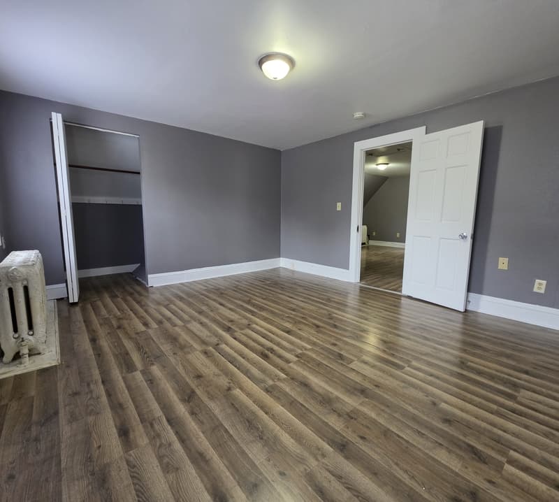 Oshkosh Condo: 515 Jackson Street - Upper