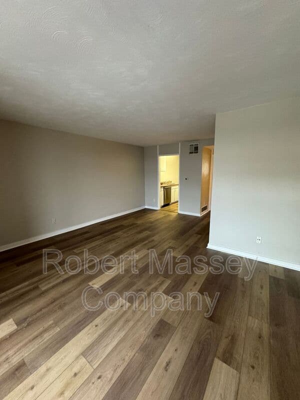 Louisville Condo: 1040 Cherokee Road
