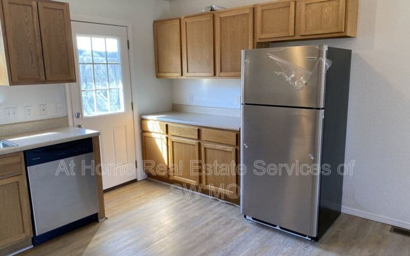 Ozark Condo: 1019 N 25th