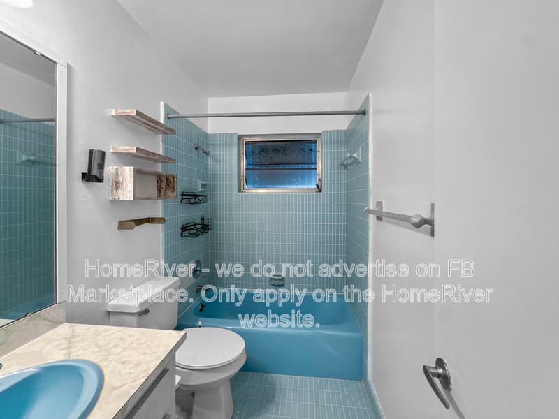 Port Charlotte House: 2496 Beacon Dr