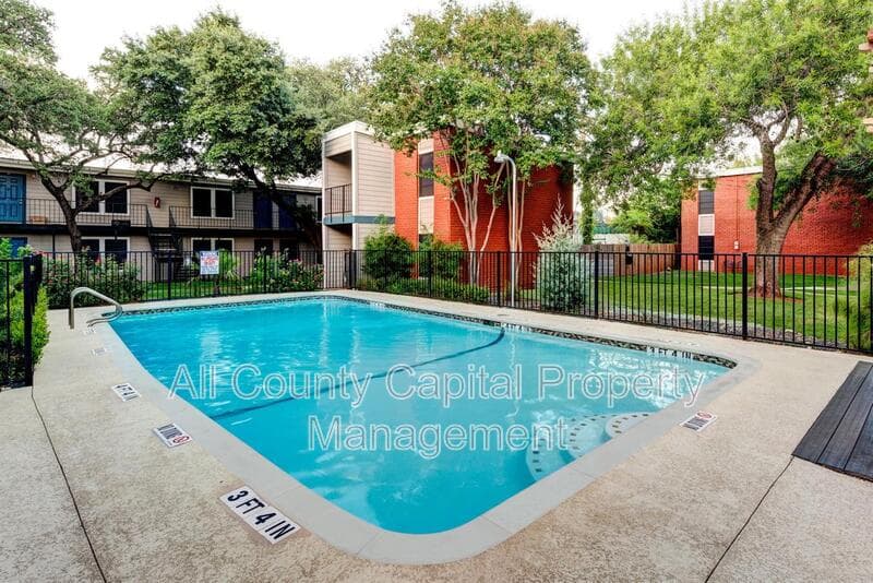Austin Condo: 5426 Menchaca Road