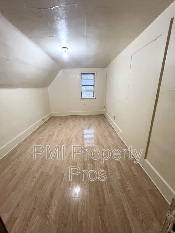 Milwaukee Condo: 2217A South 19th Street