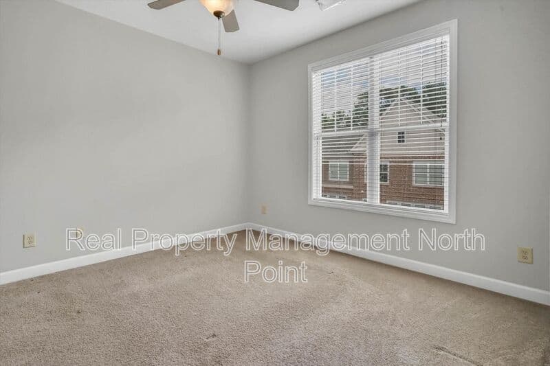 Decatur House: 3026 Eltham Pl