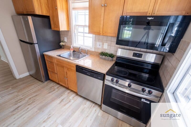 Baltimore House: 7023 Concord Rd