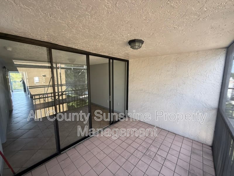 Tampa Condo: 2424 West Tampa Bay Blvd