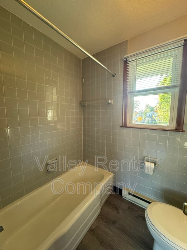 Agawam Condo: 21 Dwight Street - 9
