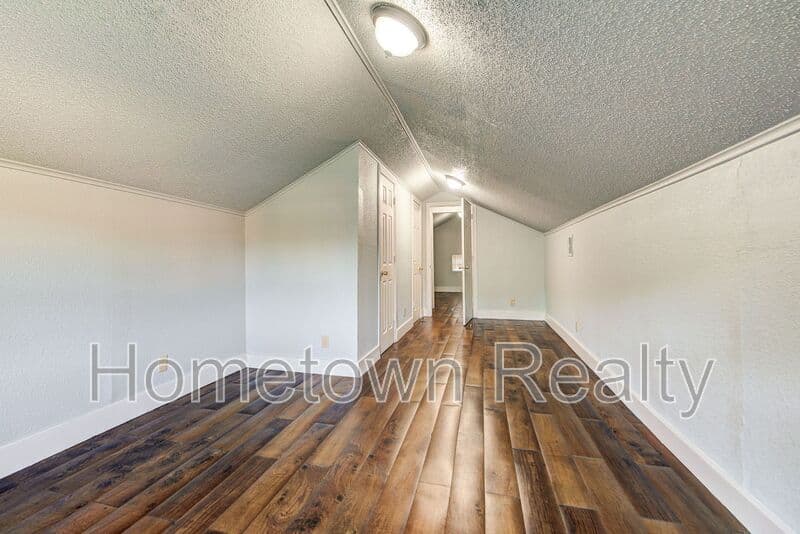 Oklahoma City House: 2114 N Bath Avenue