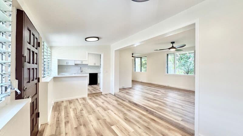 Kailua House: 421 C Olomana Street