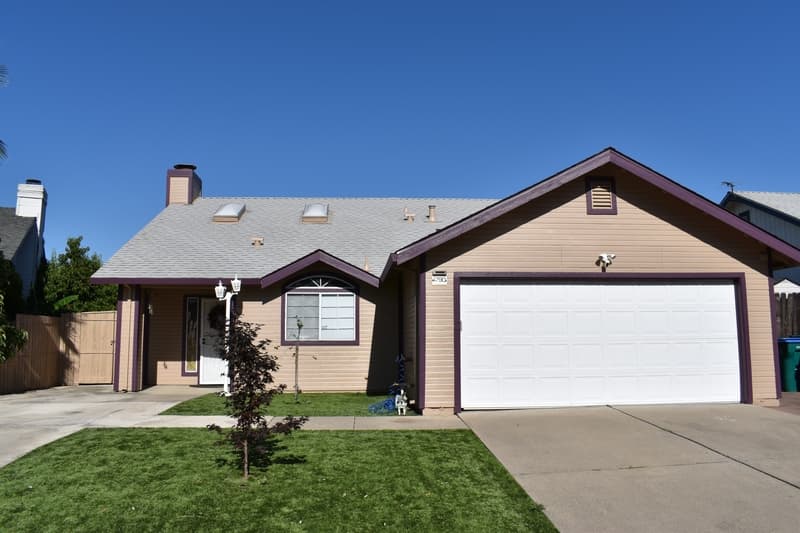 Stockton House: 4790 Winona Way