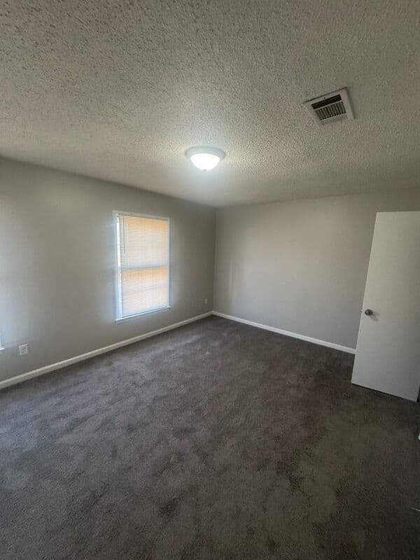 Memphis House: 6343 Kirby Downs Dr