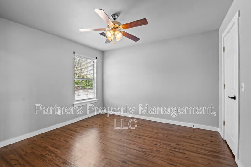 Fayetteville Condo: 825 North Leverett Avenue - 6