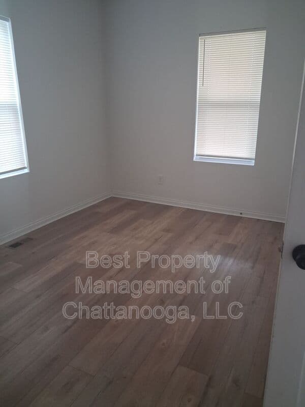 Chattanooga House: 1103 Sheridan