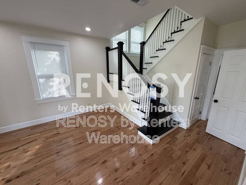 Gwynn Oak House: 3911 Chatham rd