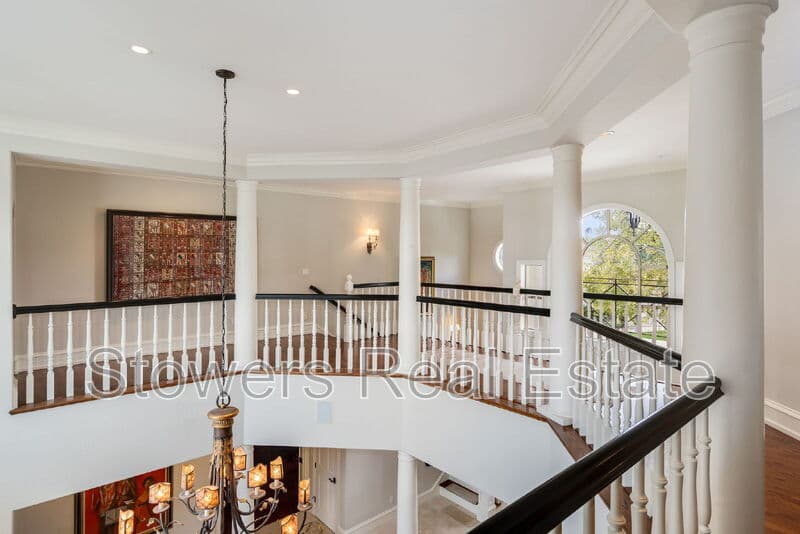 Danville House: 4482 Deer Ridge Rd