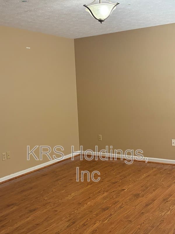 Harrisonburg Townhome: 1262 Old Windmill Court