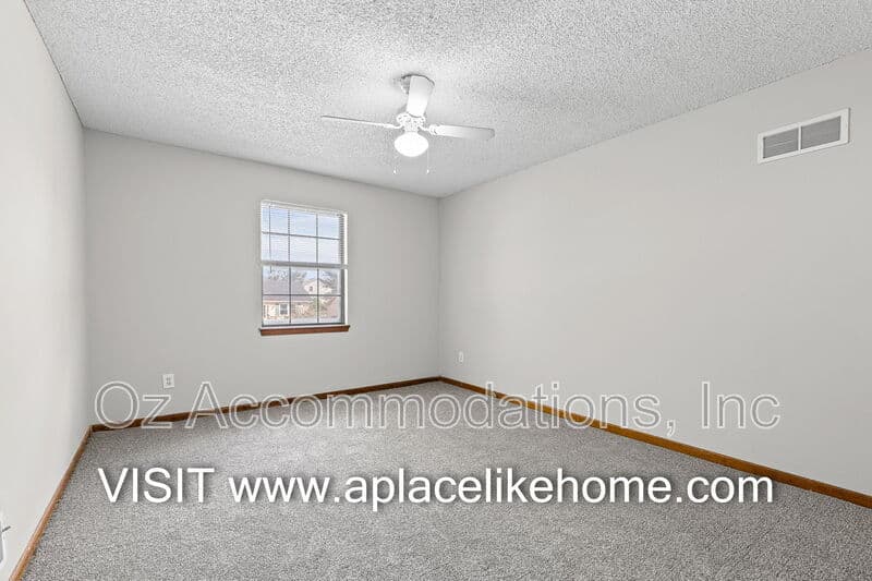 Olathe Condo: 1727 W Spruce St