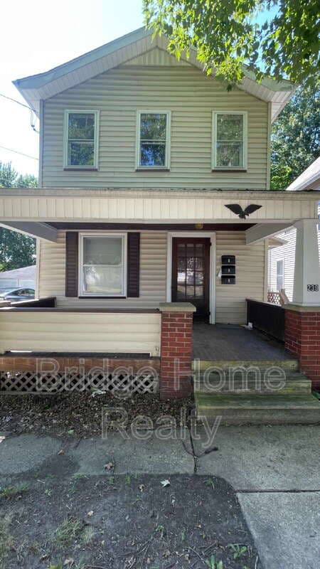 Sharon Condo: 239 Ormond Avenue
