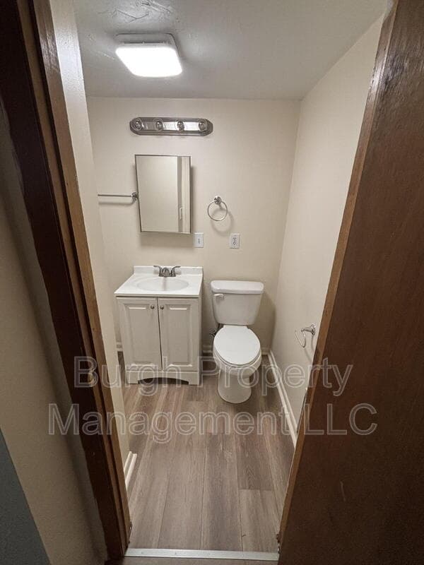 Washington Condo: 725 Addison St